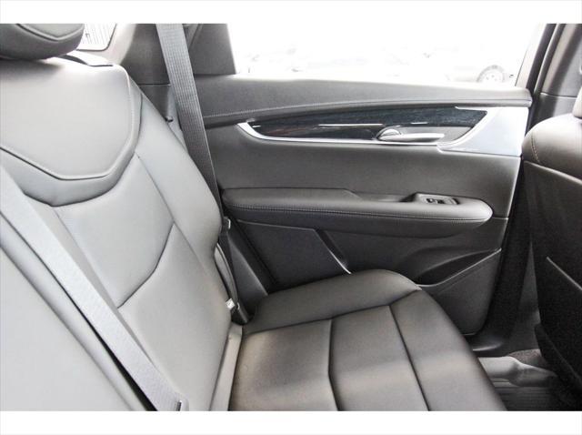 new 2025 Cadillac XT5 car, priced at $56,990