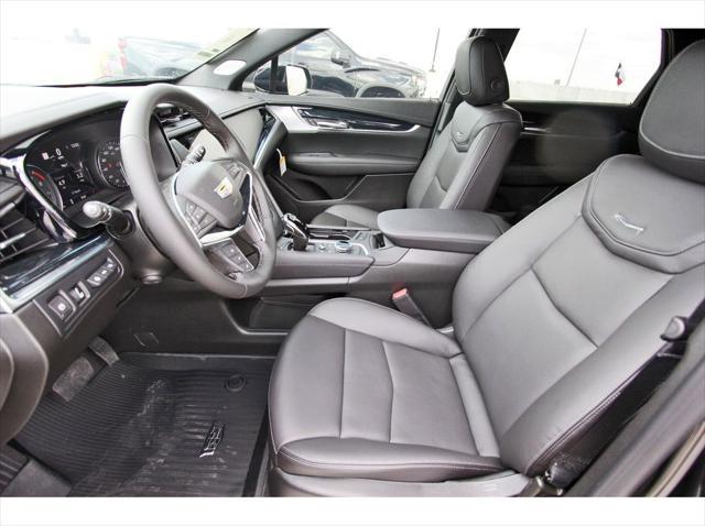 new 2025 Cadillac XT5 car, priced at $56,990