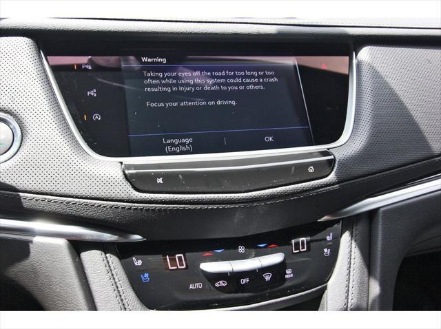 new 2025 Cadillac XT5 car, priced at $56,990