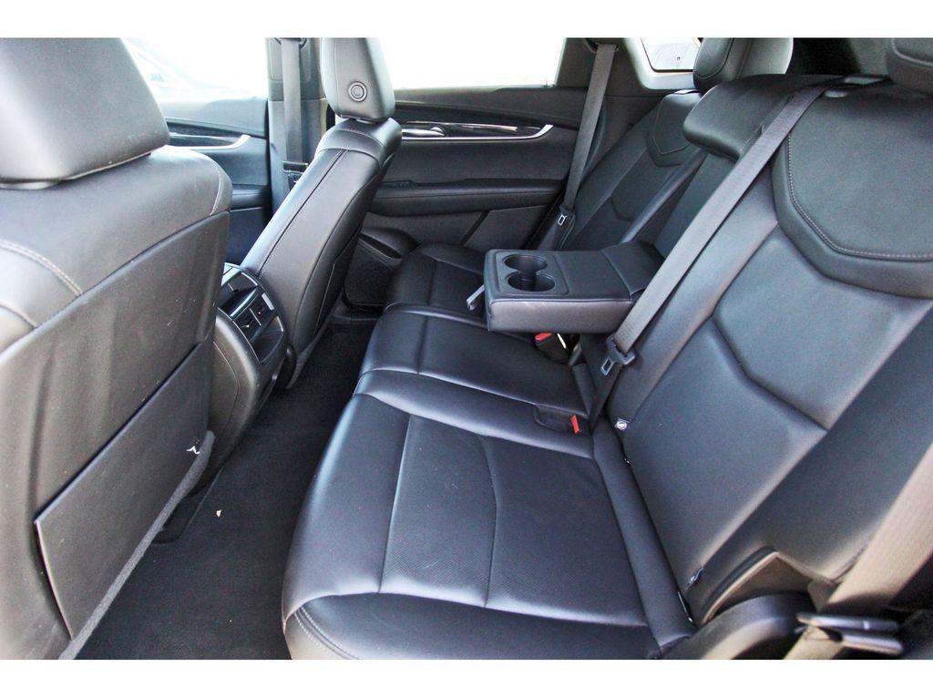 used 2023 Cadillac XT5 car, priced at $28,791