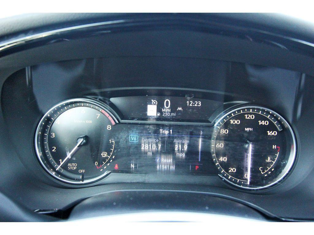 used 2023 Cadillac XT5 car, priced at $28,791