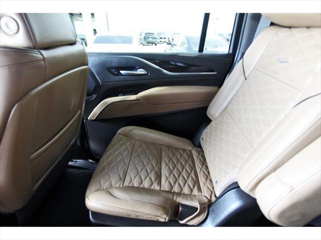 used 2023 Cadillac Escalade ESV car, priced at $74,590