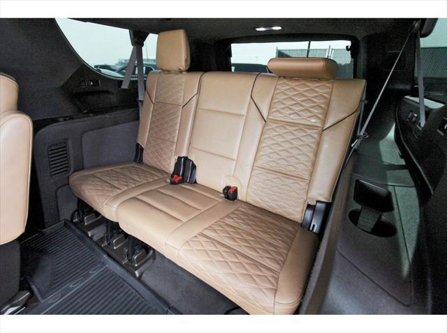 used 2023 Cadillac Escalade ESV car, priced at $74,590