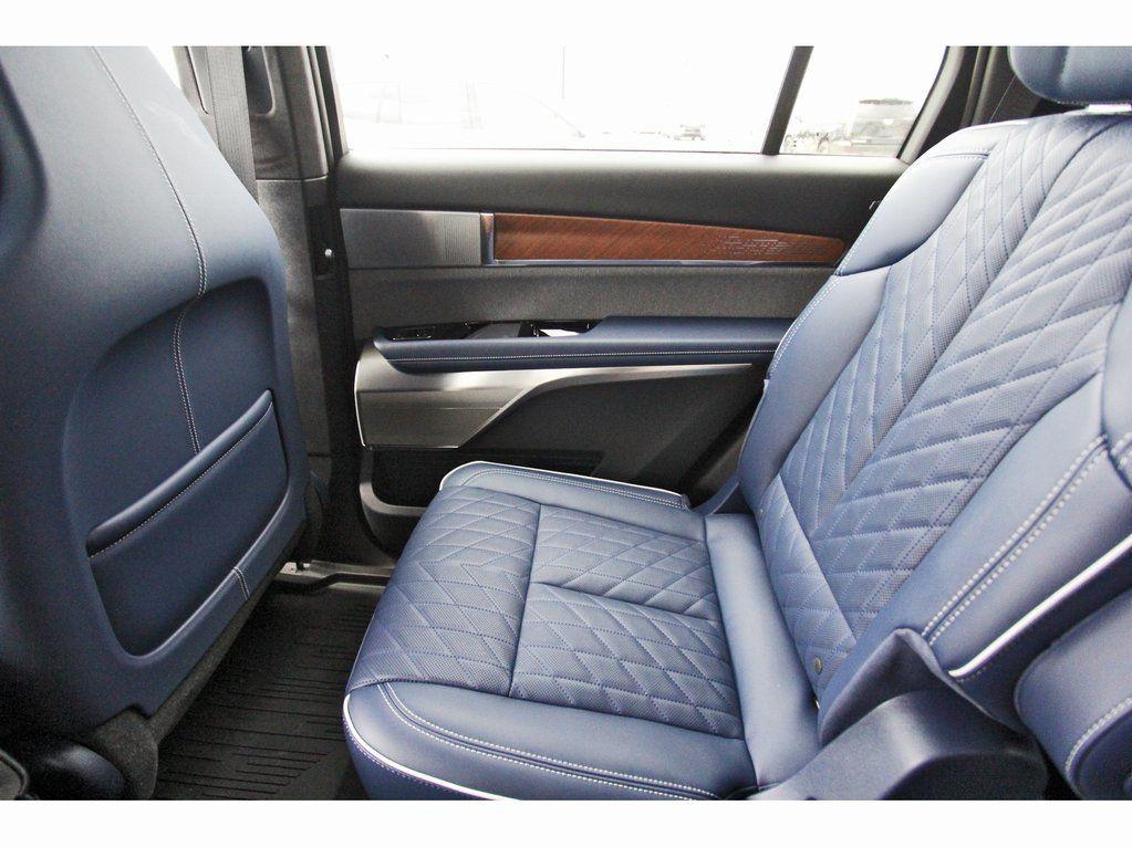 new 2026 Cadillac VISTIQ car, priced at $94,215