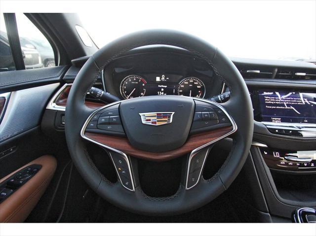 new 2025 Cadillac XT5 car, priced at $55,965