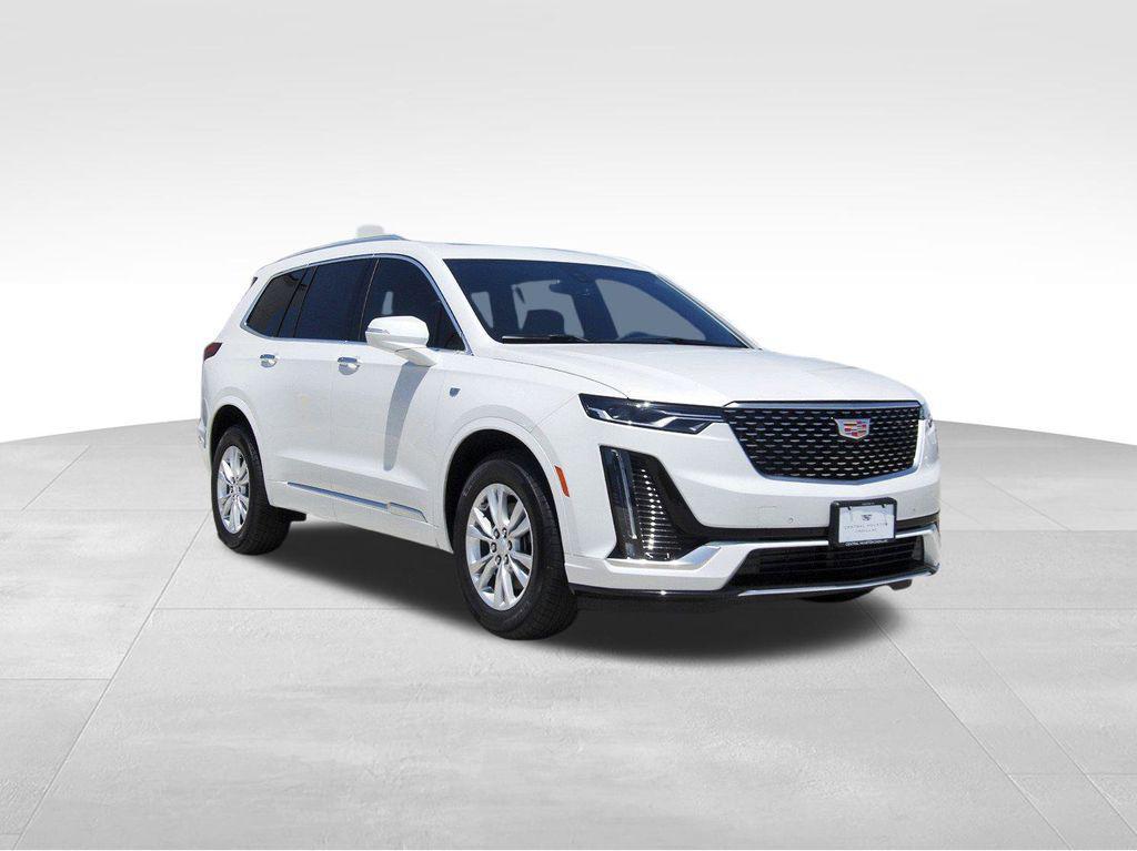new 2025 Cadillac XT6 car, priced at $40,390
