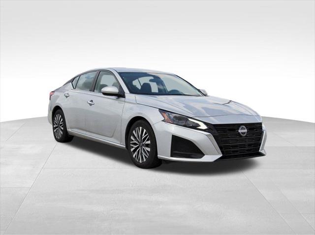 used 2023 Nissan Altima car, priced at $17,991