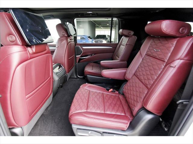 new 2025 Cadillac Escalade ESV car, priced at $119,015