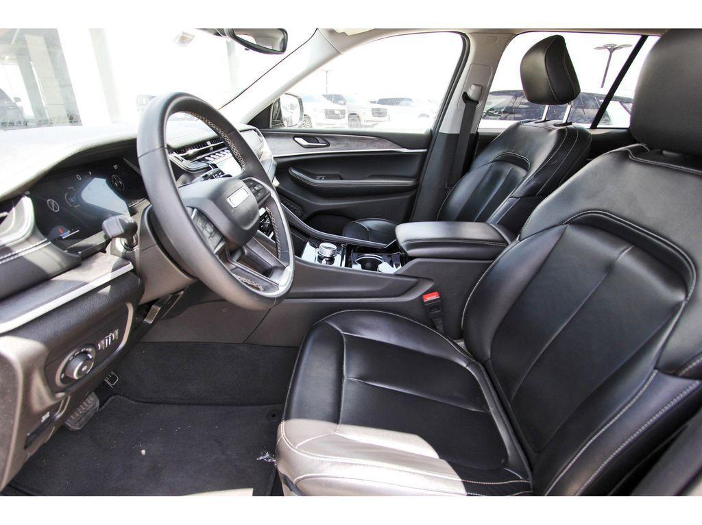 used 2023 Jeep Grand Cherokee car, priced at $24,491