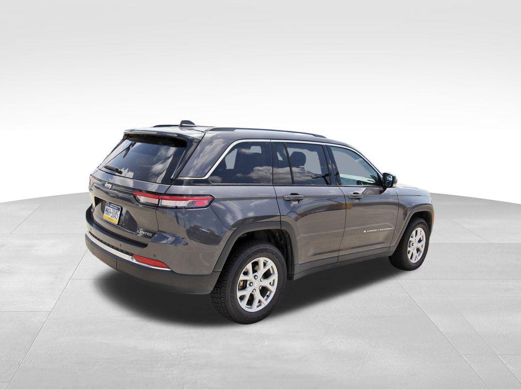 used 2023 Jeep Grand Cherokee car, priced at $24,491