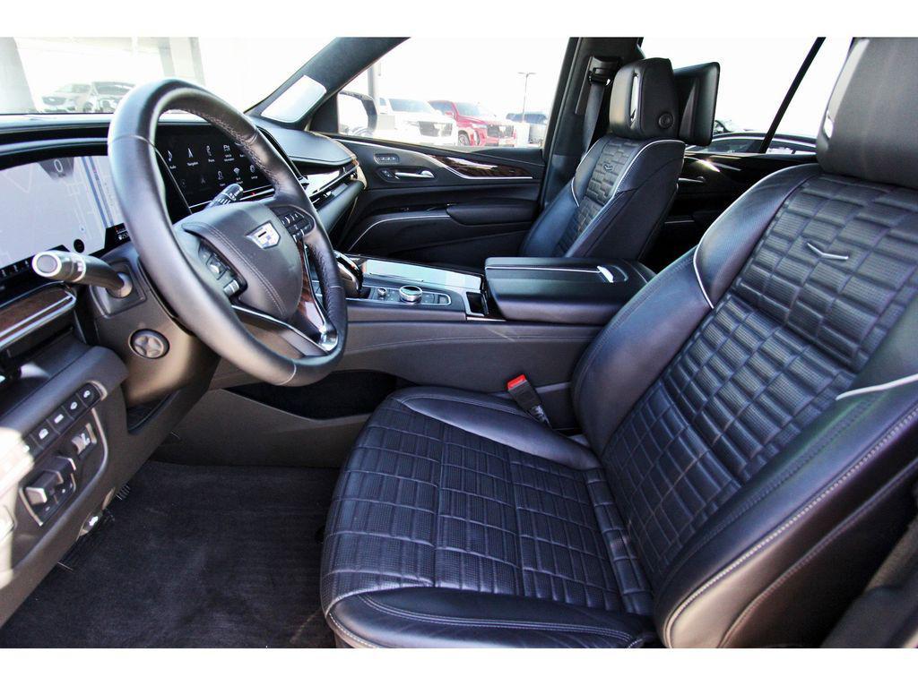 used 2022 Cadillac Escalade car, priced at $75,991