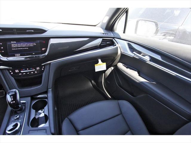 new 2025 Cadillac XT6 car, priced at $58,765