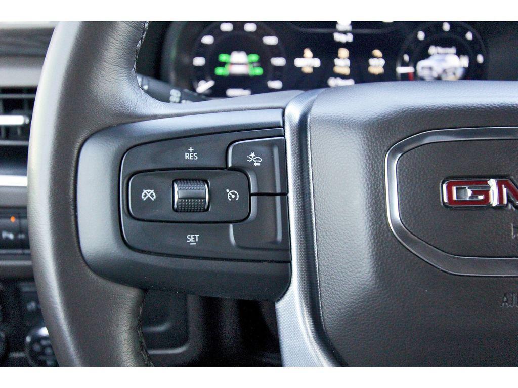 used 2023 GMC Yukon car, priced at $54,991