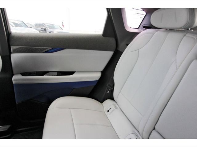 new 2025 Cadillac OPTIQ car, priced at $55,015