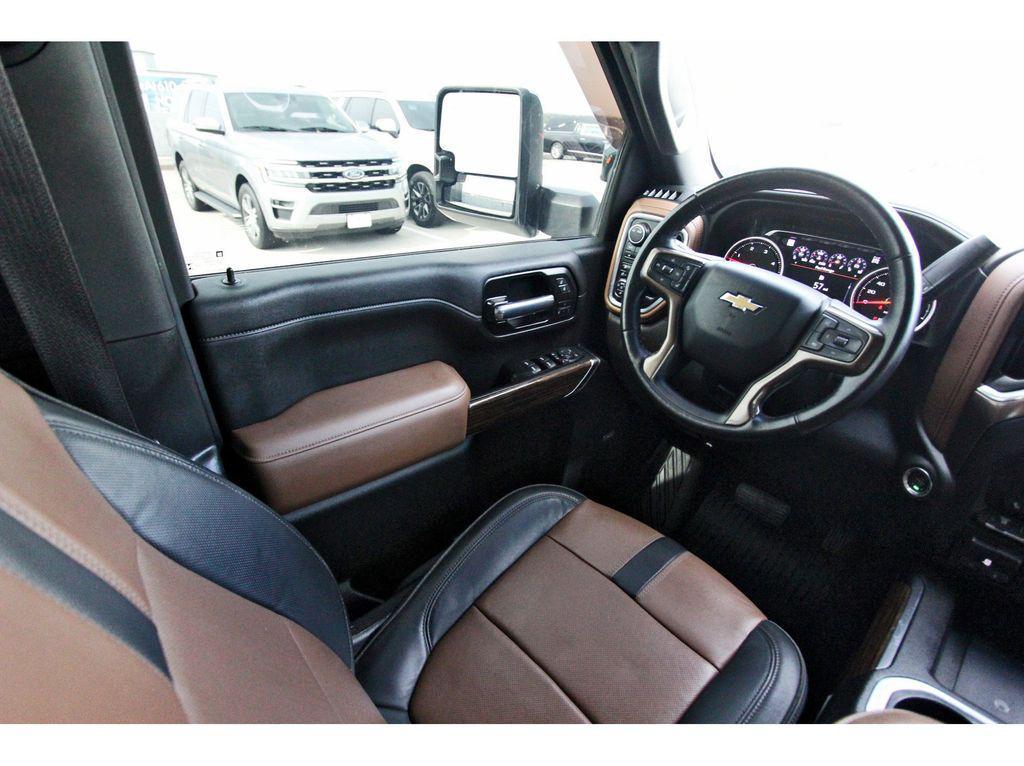 used 2022 Chevrolet Silverado 3500 car, priced at $56,944
