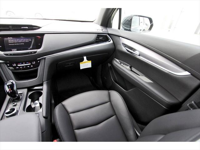 new 2025 Cadillac XT6 car, priced at $49,315