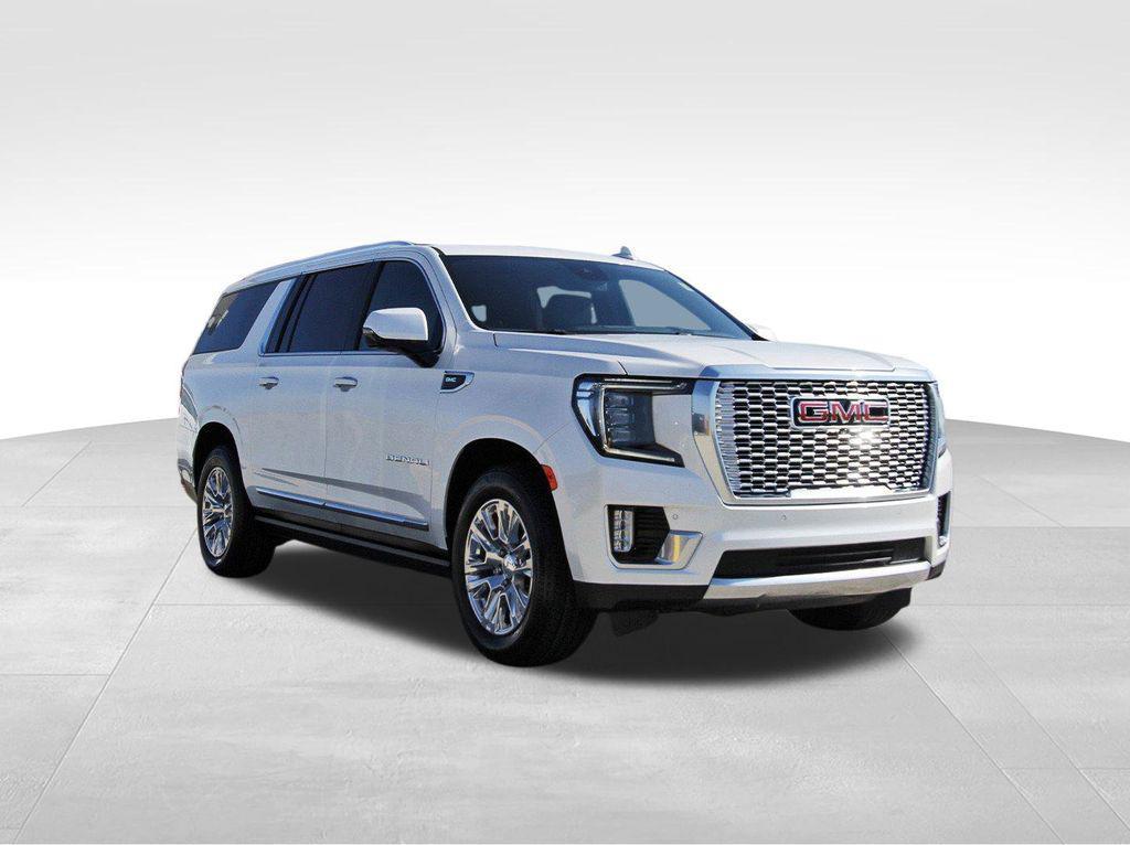 used 2023 GMC Yukon XL car, priced at $42,991