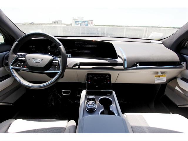new 2026 Cadillac VISTIQ car, priced at $82,215