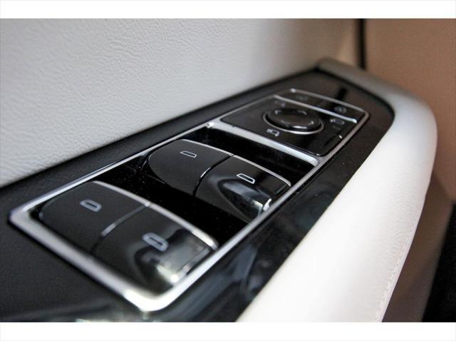 new 2026 Cadillac VISTIQ car, priced at $82,215