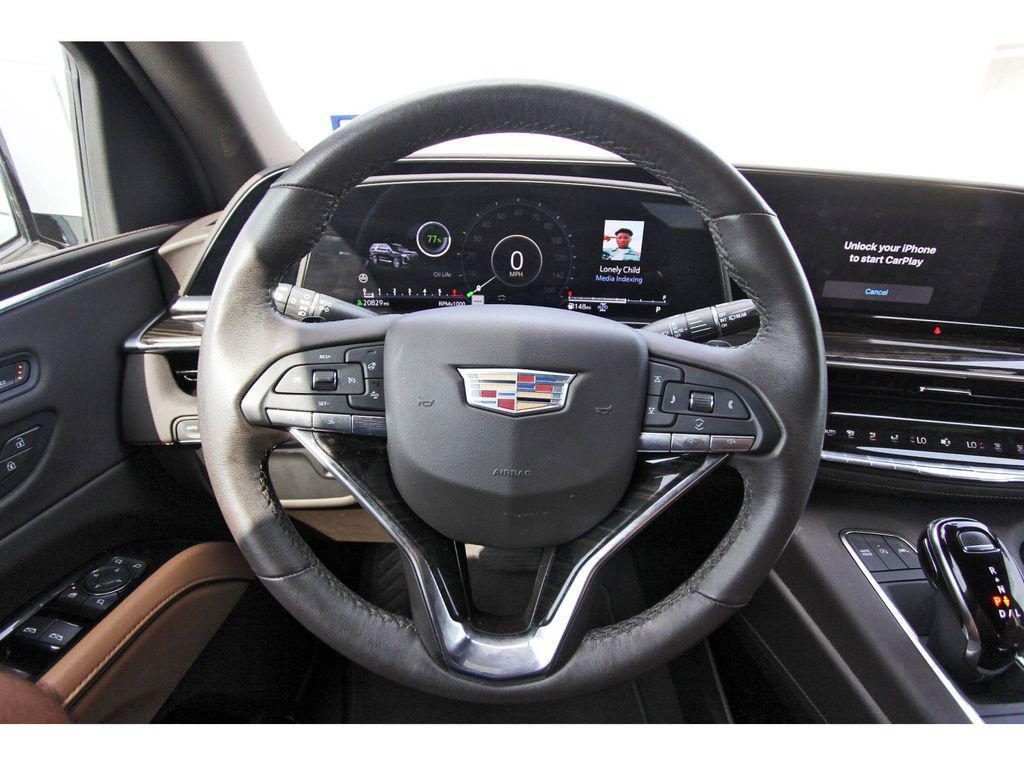 used 2023 Cadillac Escalade ESV car, priced at $72,991