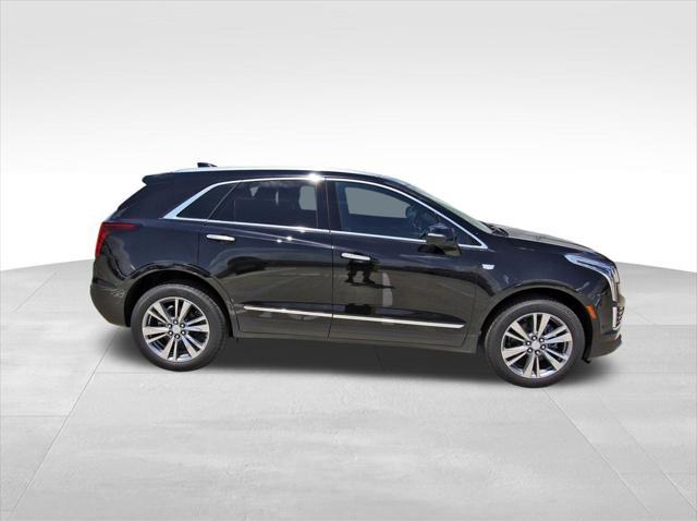 new 2025 Cadillac XT5 car, priced at $55,090