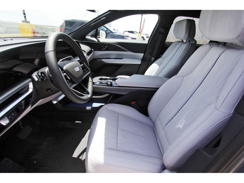 new 2025 Cadillac LYRIQ car, priced at $60,090