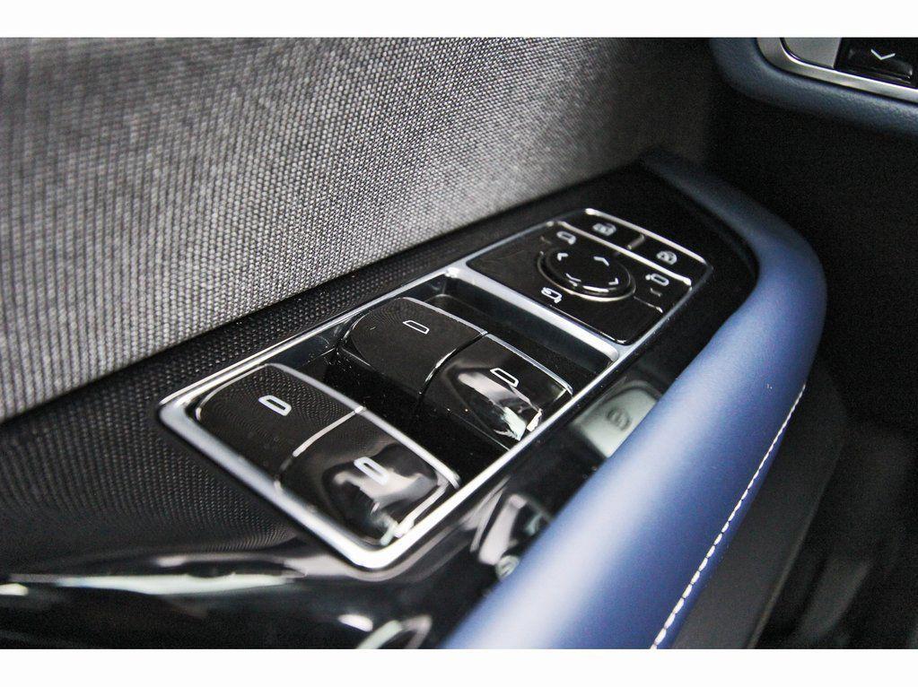 new 2026 Cadillac VISTIQ car, priced at $94,215