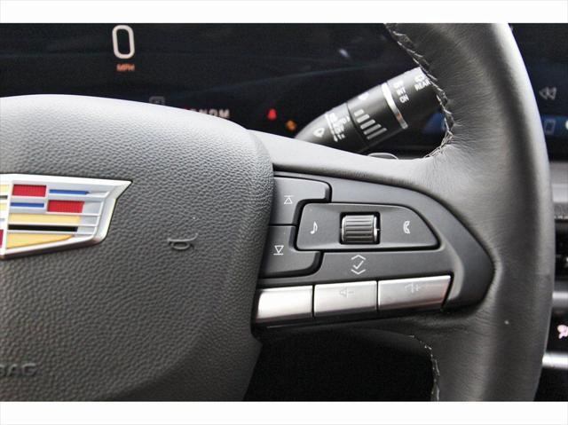 used 2025 Cadillac XT4 car, priced at $38,991
