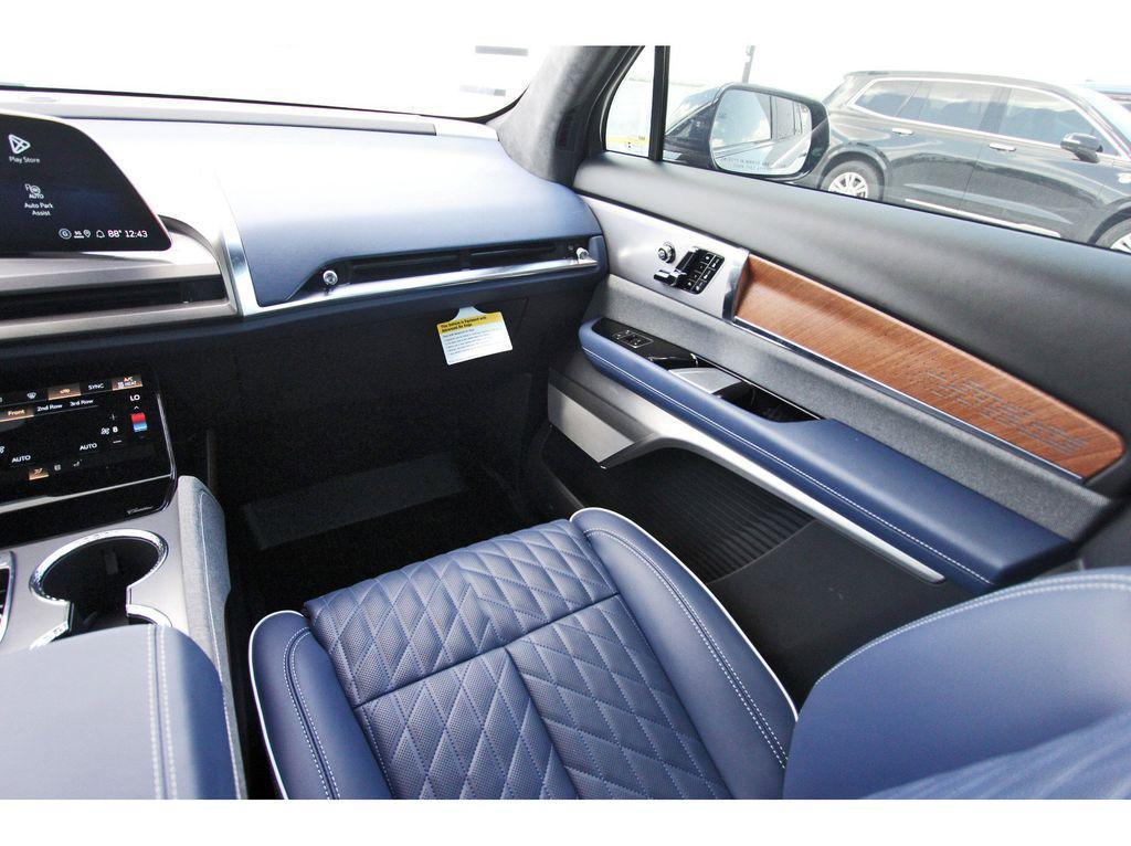 new 2026 Cadillac VISTIQ car, priced at $94,215