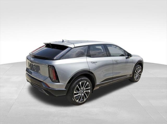 new 2025 Cadillac OPTIQ car, priced at $55,615