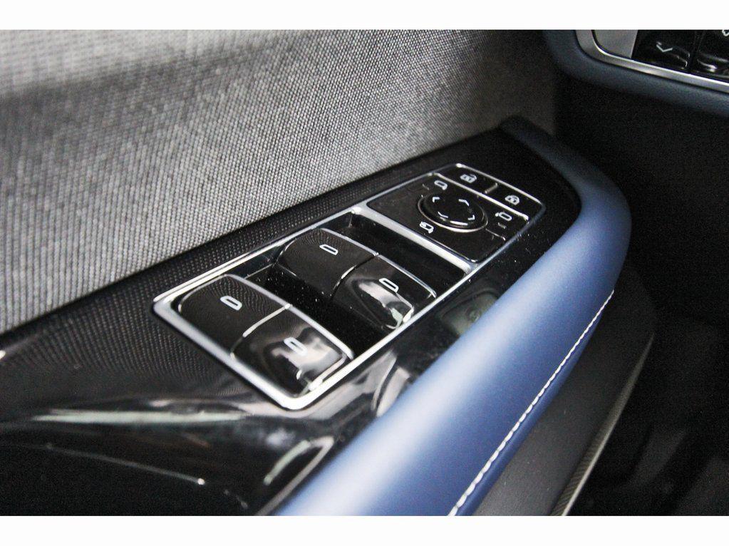 new 2026 Cadillac VISTIQ car, priced at $94,215