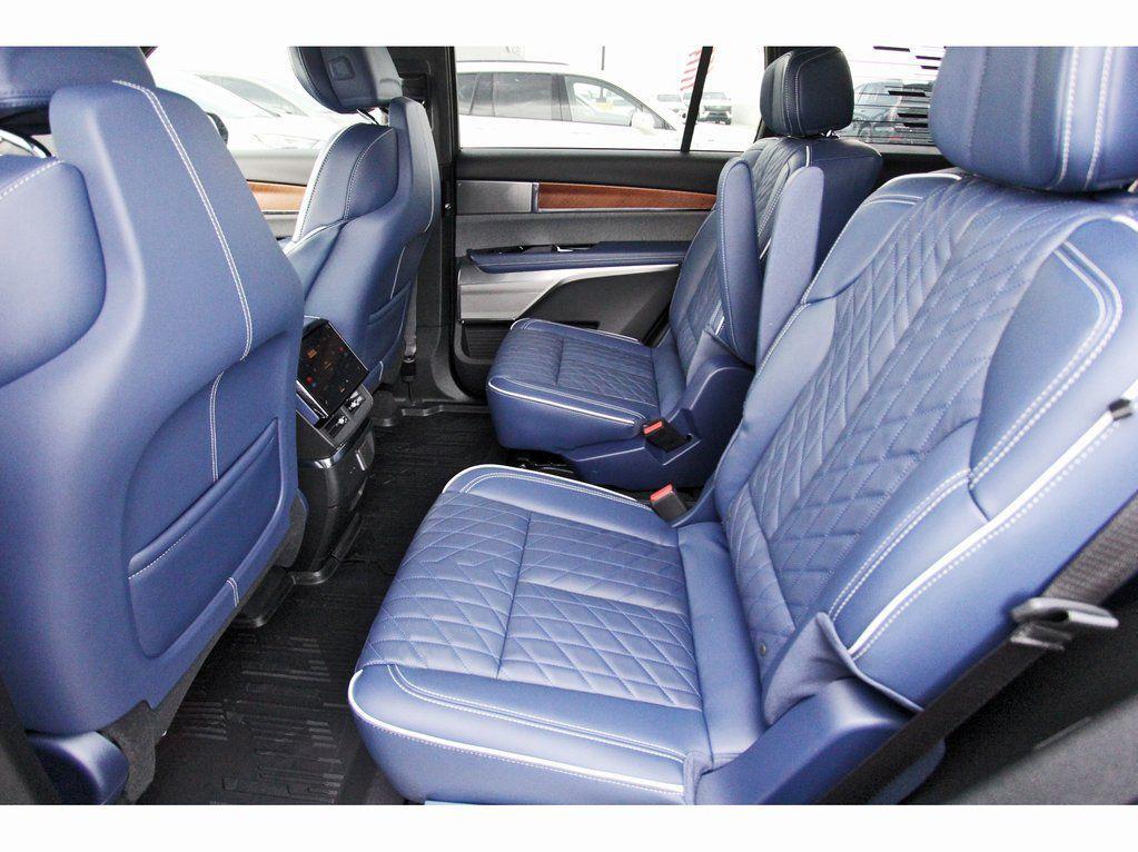 new 2026 Cadillac VISTIQ car, priced at $94,215
