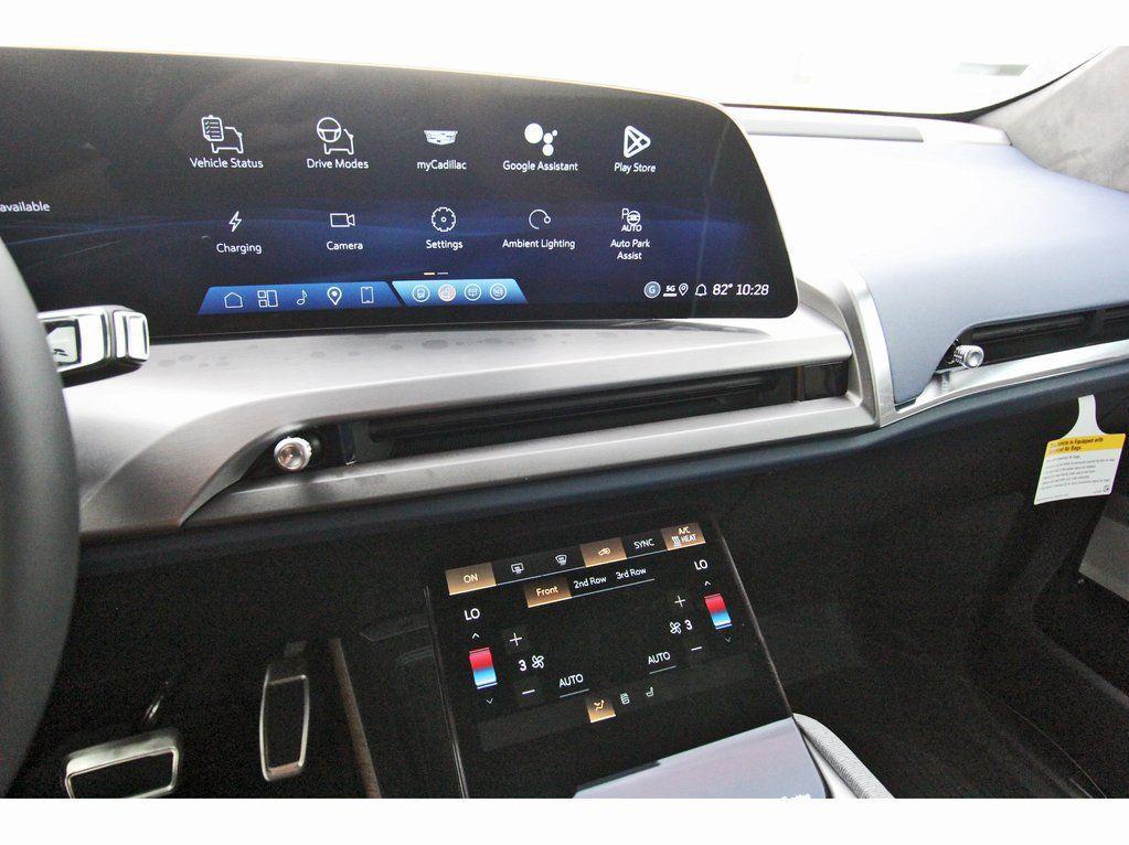 new 2026 Cadillac VISTIQ car, priced at $94,215