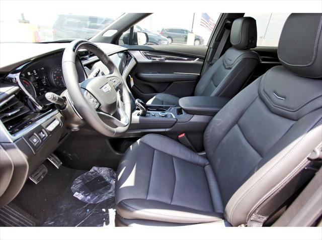 new 2025 Cadillac XT6 car, priced at $69,815