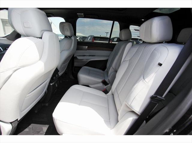 new 2026 Cadillac VISTIQ car, priced at $80,215