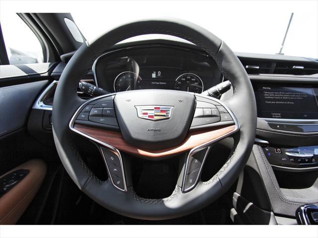 new 2025 Cadillac XT5 car, priced at $55,034