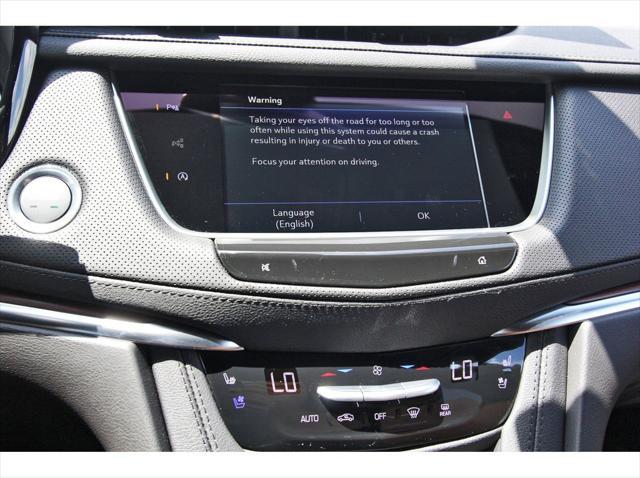 new 2025 Cadillac XT5 car, priced at $55,034