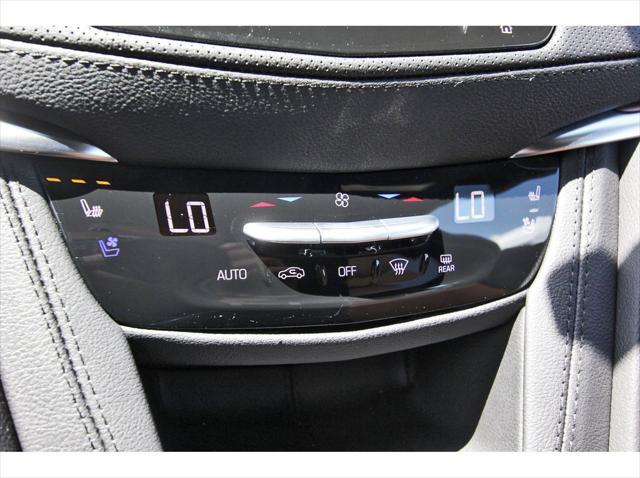 new 2025 Cadillac XT5 car, priced at $55,034