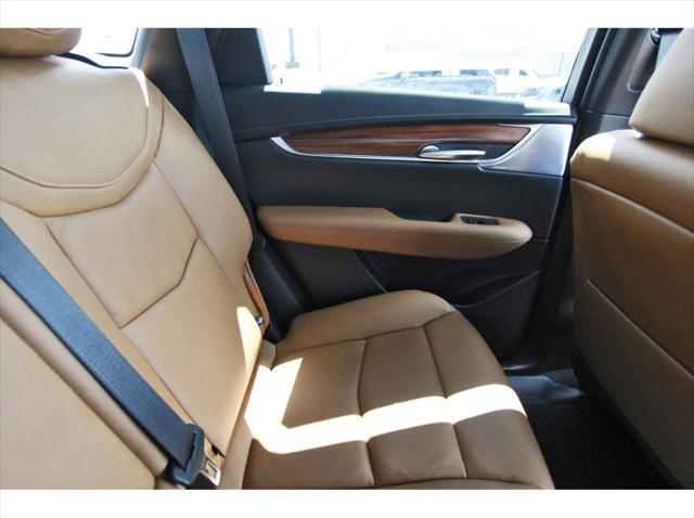 new 2025 Cadillac XT5 car, priced at $55,034