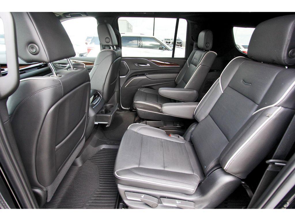 used 2023 Cadillac Escalade ESV car, priced at $69,875