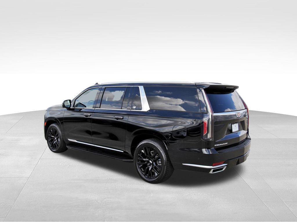 used 2023 Cadillac Escalade ESV car, priced at $69,875