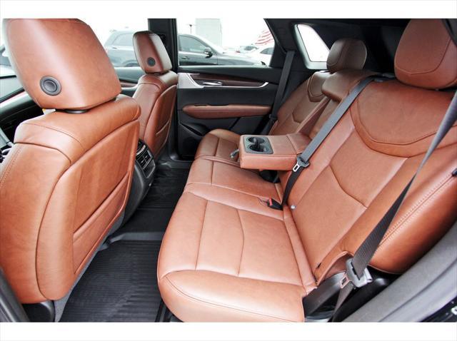 new 2025 Cadillac XT5 car, priced at $57,435