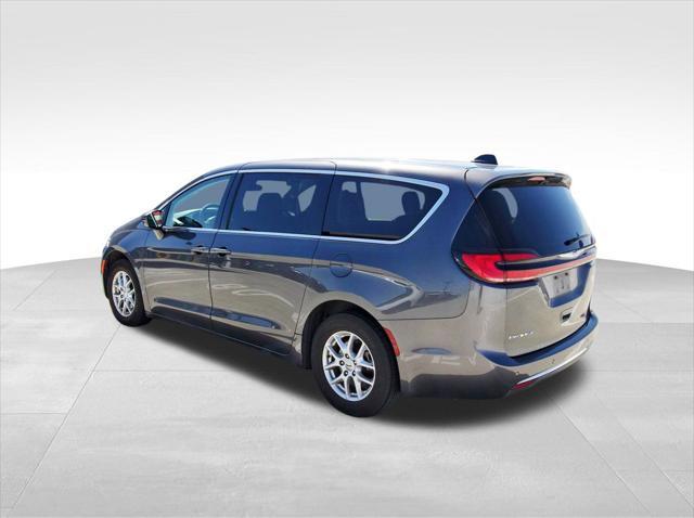 used 2023 Chrysler Pacifica car, priced at $22,285