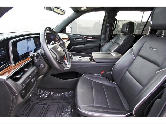 used 2023 Cadillac Escalade ESV car, priced at $66,295