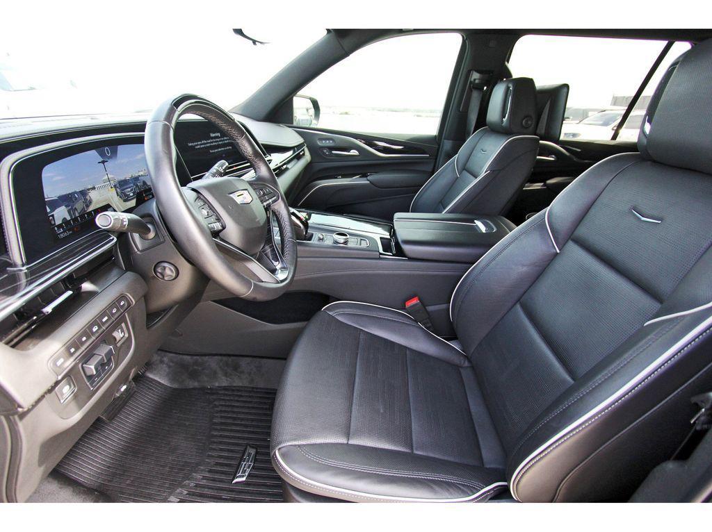 used 2024 Cadillac Escalade ESV car, priced at $85,991