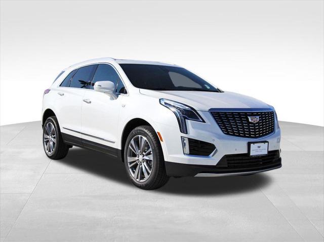 new 2025 Cadillac XT5 car, priced at $52,514