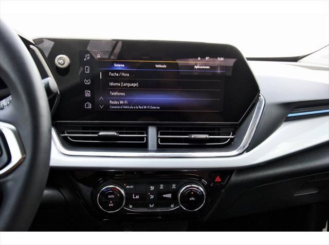 used 2025 Chevrolet Trax car, priced at $23,259