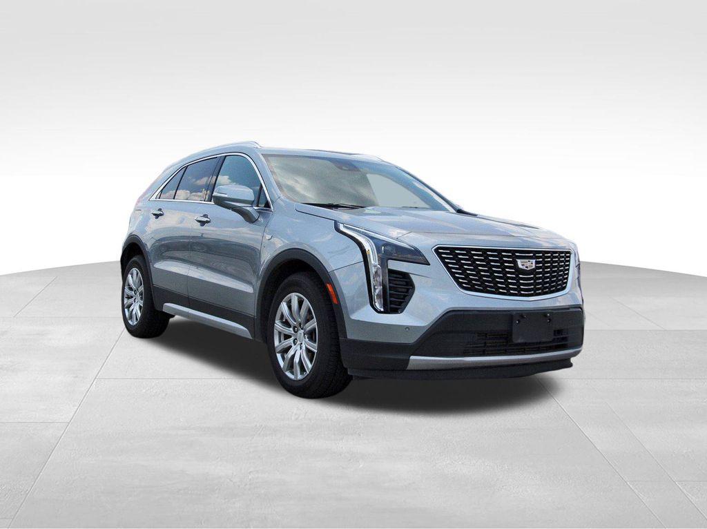 used 2023 Cadillac XT4 car, priced at $23,991