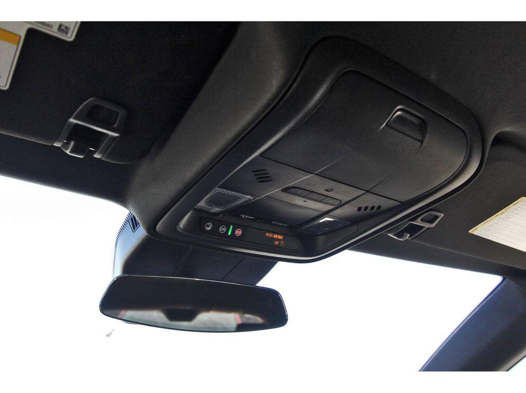 used 2025 Cadillac XT4 car, priced at $31,991