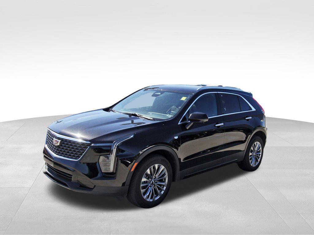 used 2025 Cadillac XT4 car, priced at $31,991